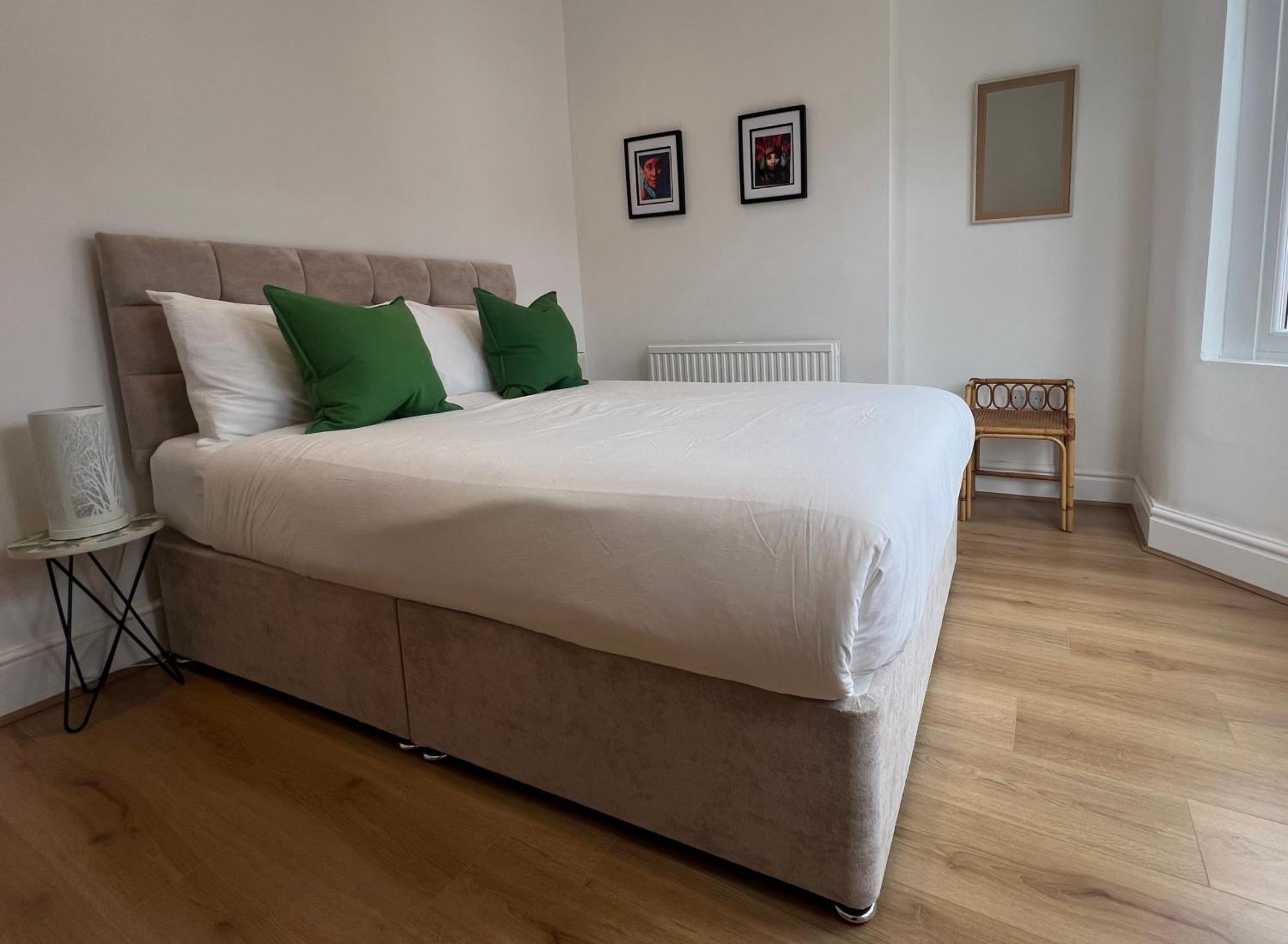 2025 Award Winner Liverpool Cherry House - 4 Bedrooms Esterno foto