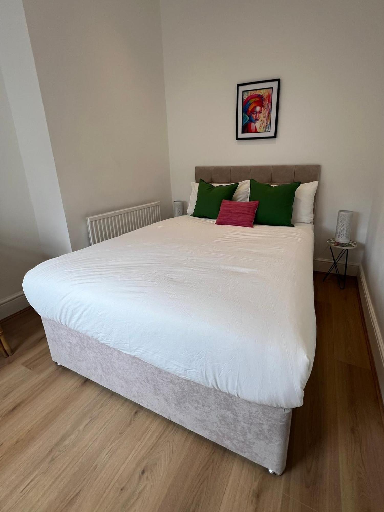 2025 Award Winner Liverpool Cherry House - 4 Bedrooms Esterno foto